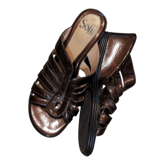 SOFFT Brown Metallic Patent Leather Wedge Sandals SZ 7M - Picture 2 of 9